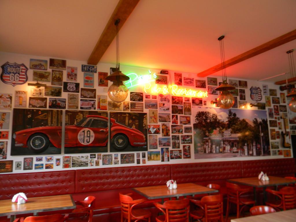 Мотель Prohibicja Peter'S Pub Миколайки Экстерьер фото